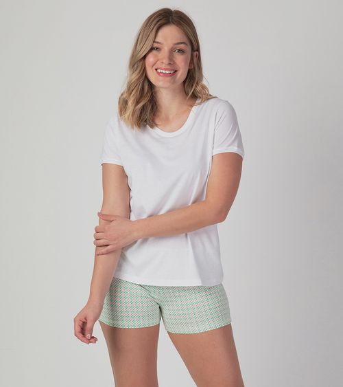 camiseta-manga-curta-21000-branco-shorts-20324-lumi-frente